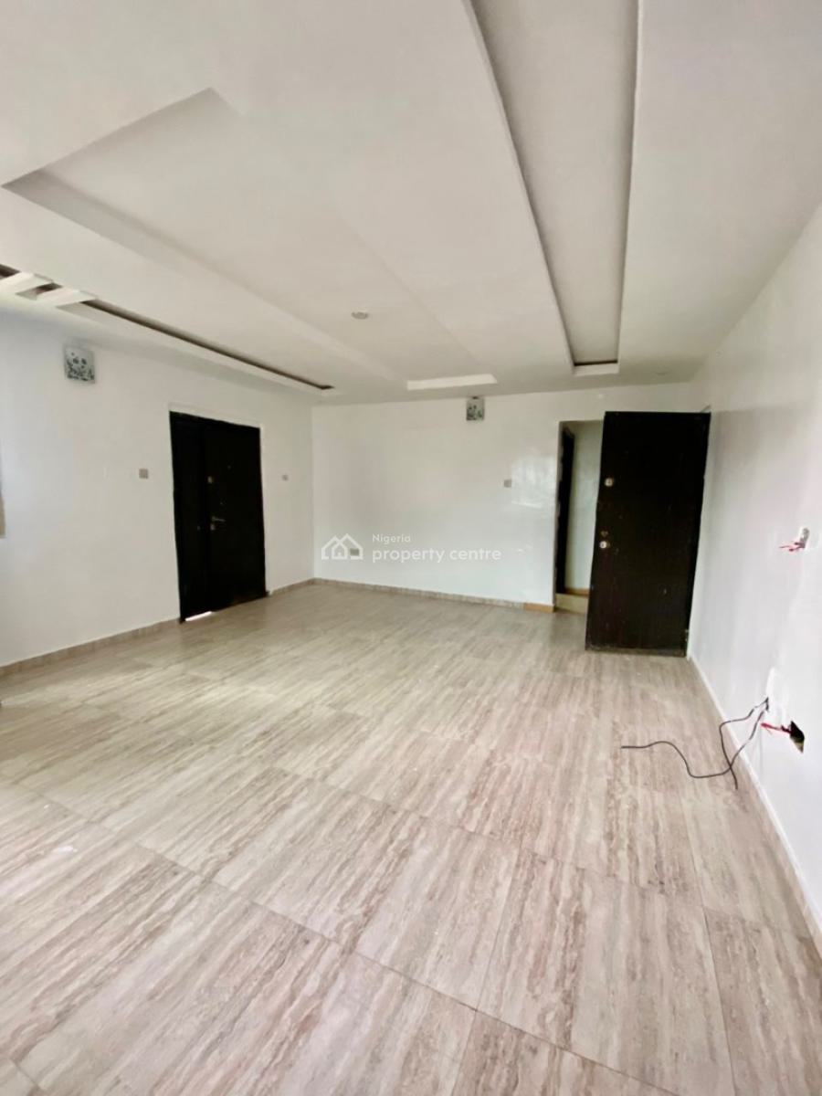 Spacious Upstairs, Majek Area, Sangotedo, Ajah, Lagos, Flat / Apartment for Rent