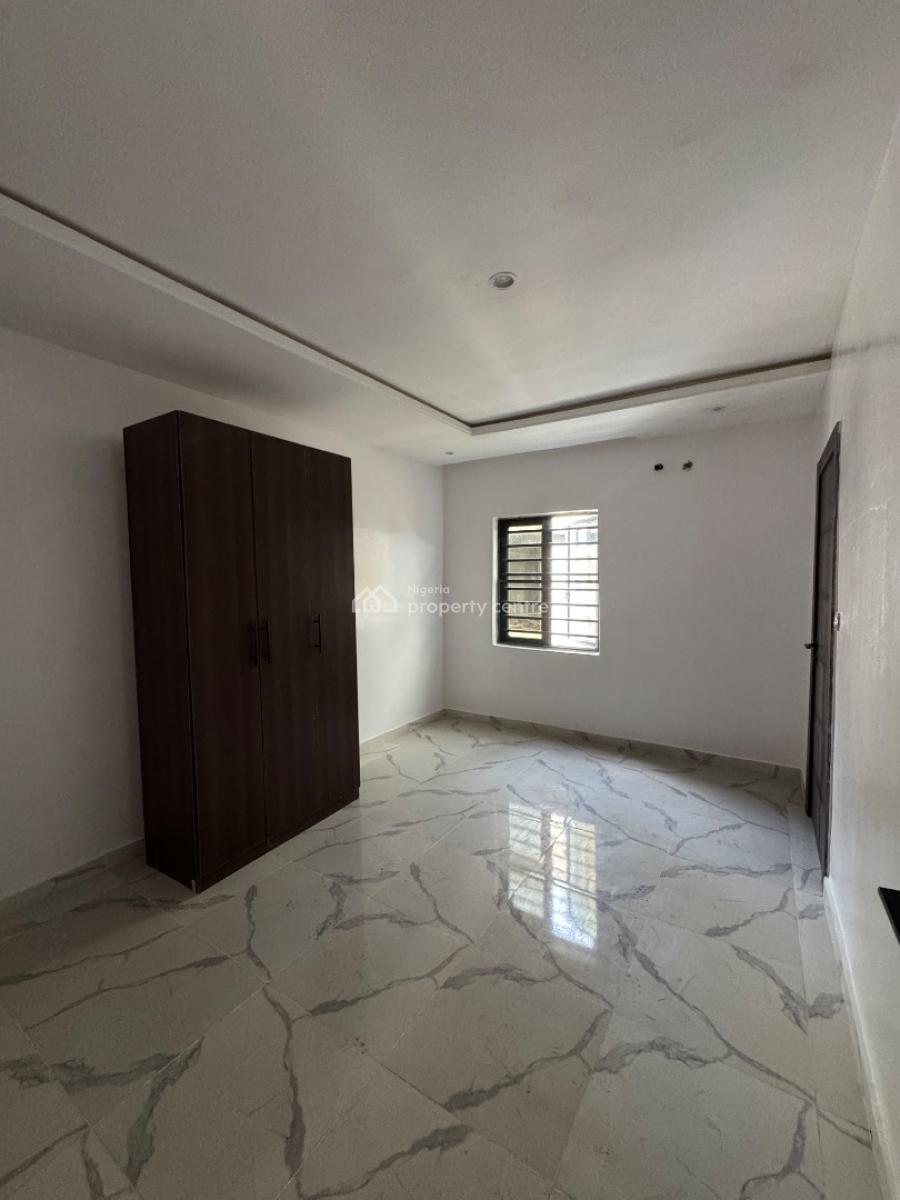 2 Bedroom Apartment, Ologolo, Lekki, Lagos, Flat / Apartment for Rent