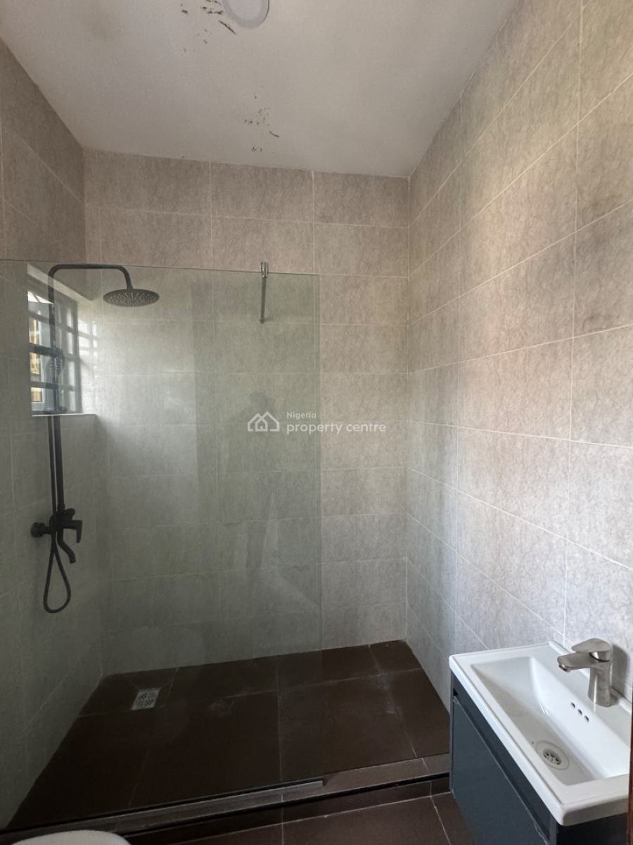 2 Bedroom Apartment, Ologolo, Lekki, Lagos, Flat / Apartment for Rent