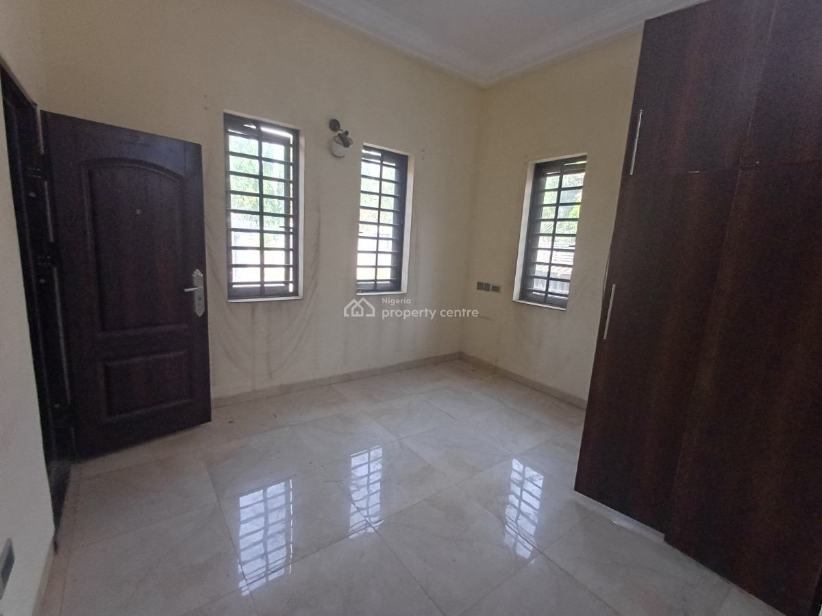 Lovely 2 Bedroom Flat on The Ground Floor, Katampe, Abuja, Flat / Apartment for Rent
