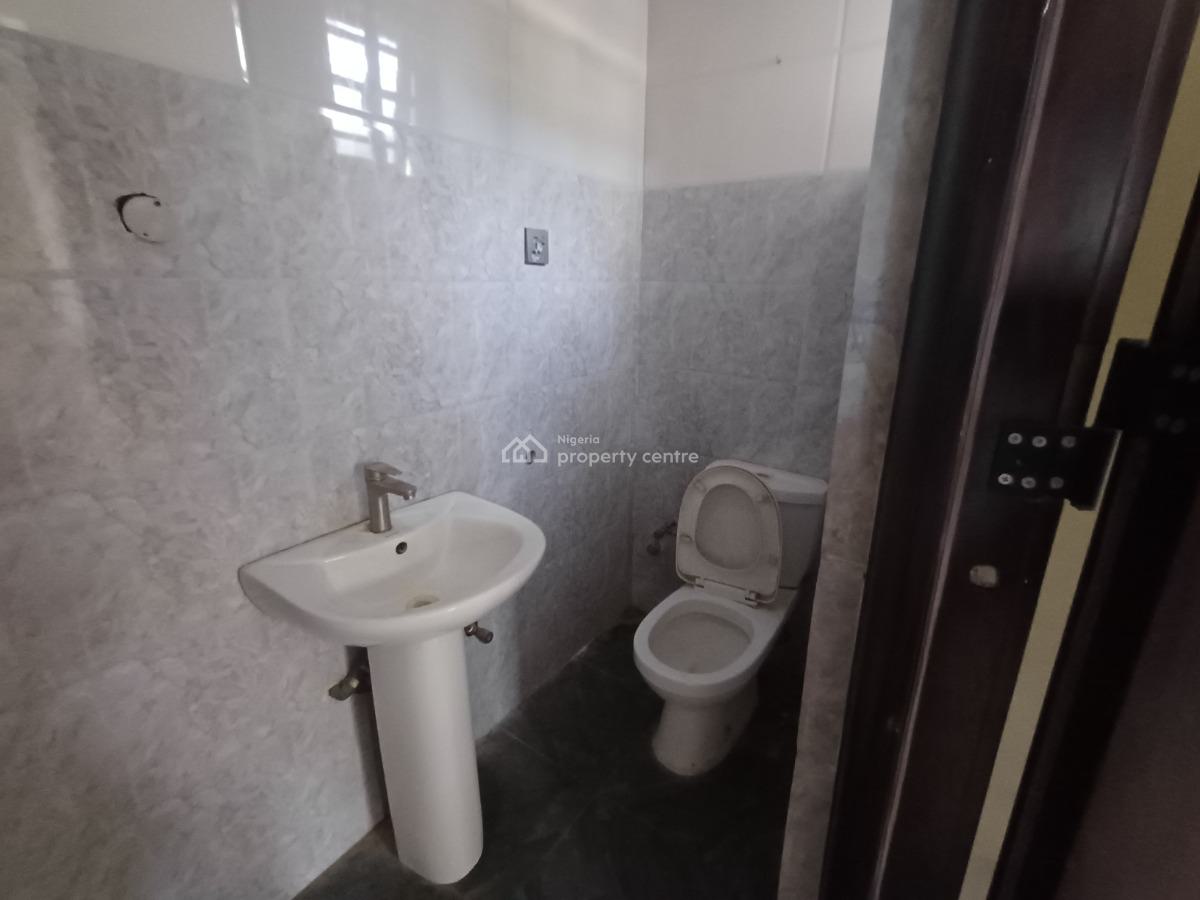 Lovely 2 Bedroom Flat on The Ground Floor, Katampe, Abuja, Flat / Apartment for Rent