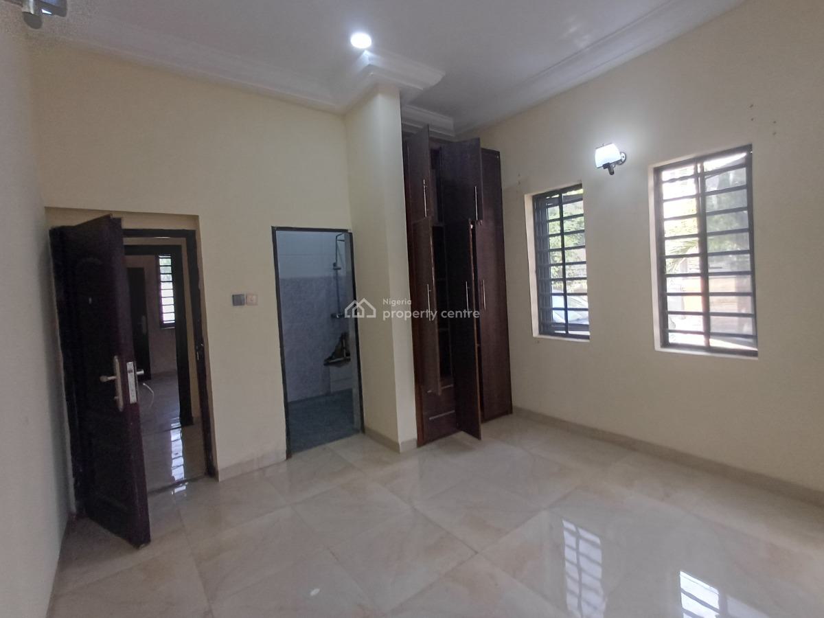 Lovely 2 Bedroom Flat on The Ground Floor, Katampe, Abuja, Flat / Apartment for Rent