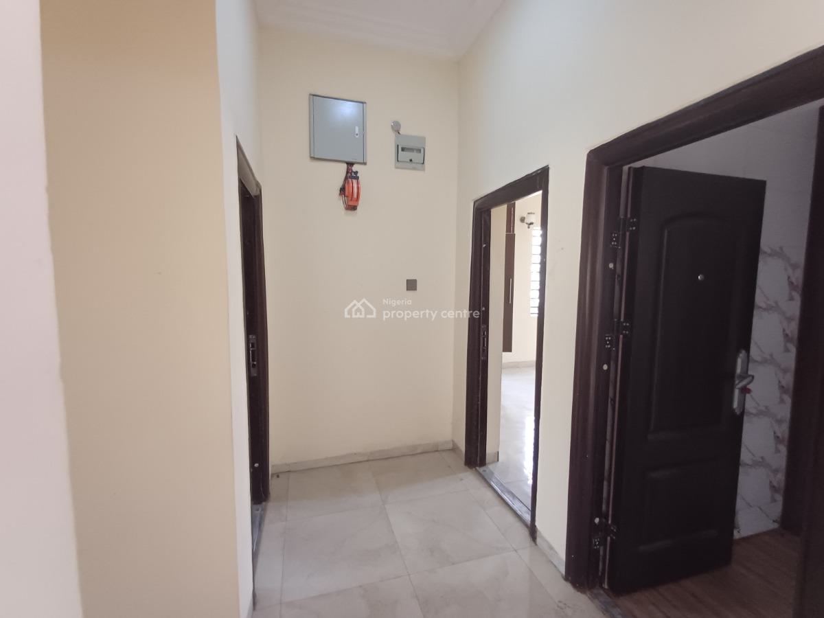Lovely 2 Bedroom Flat on The Ground Floor, Katampe, Abuja, Flat / Apartment for Rent
