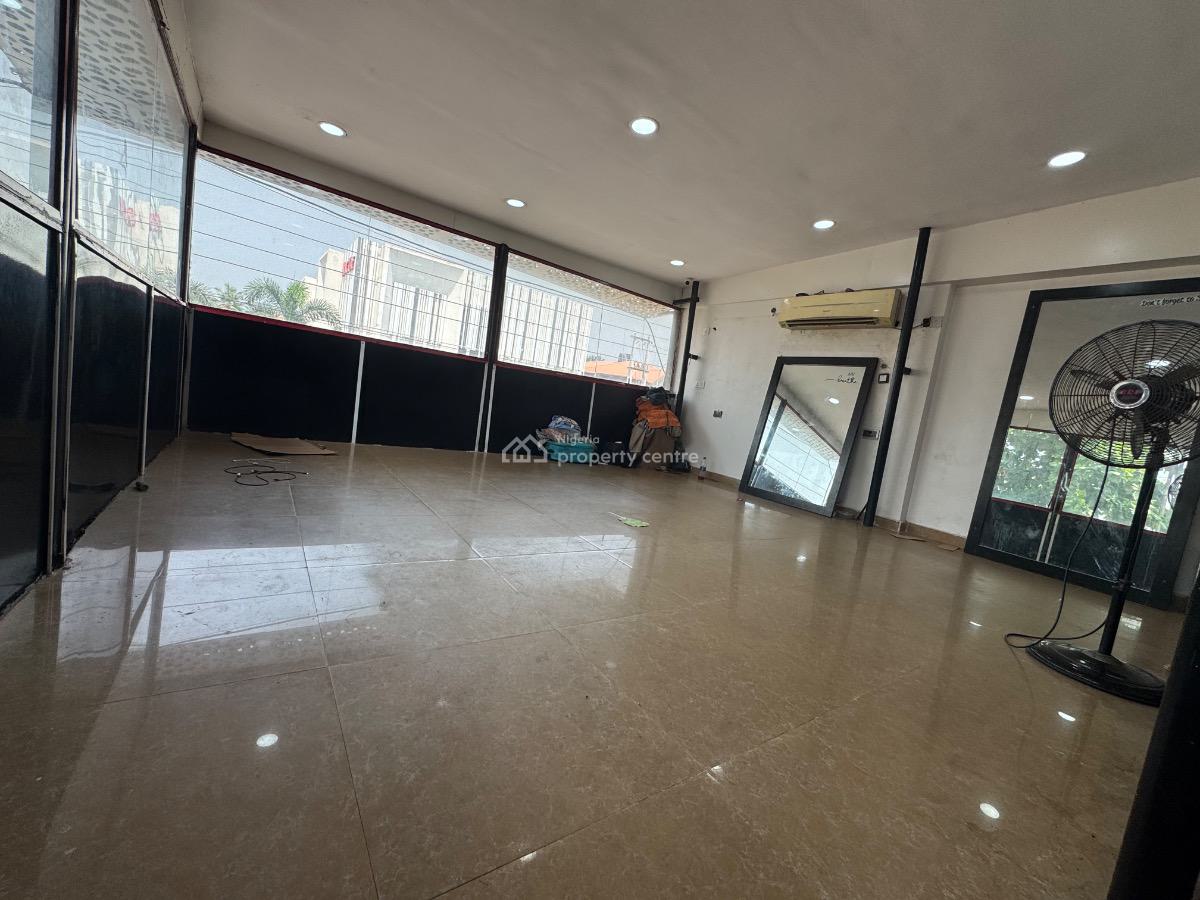 251sqm of Shop Space, Lekki Phase 1, Lekki, Lagos, Shop for Rent