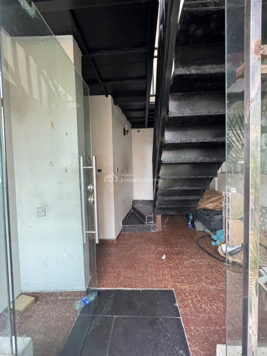 251sqm of Shop Space, Lekki Phase 1, Lekki, Lagos, Shop for Rent