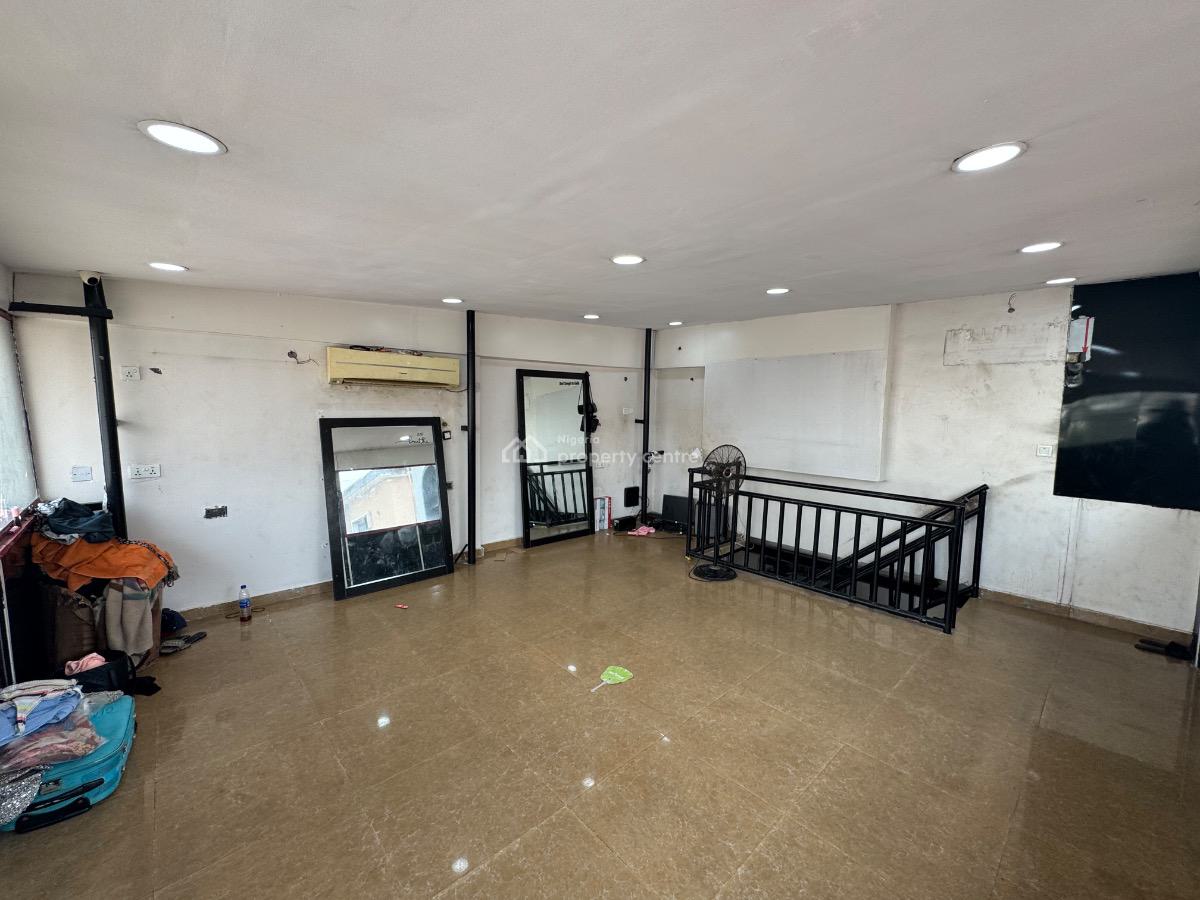 251sqm of Shop Space, Lekki Phase 1, Lekki, Lagos, Shop for Rent