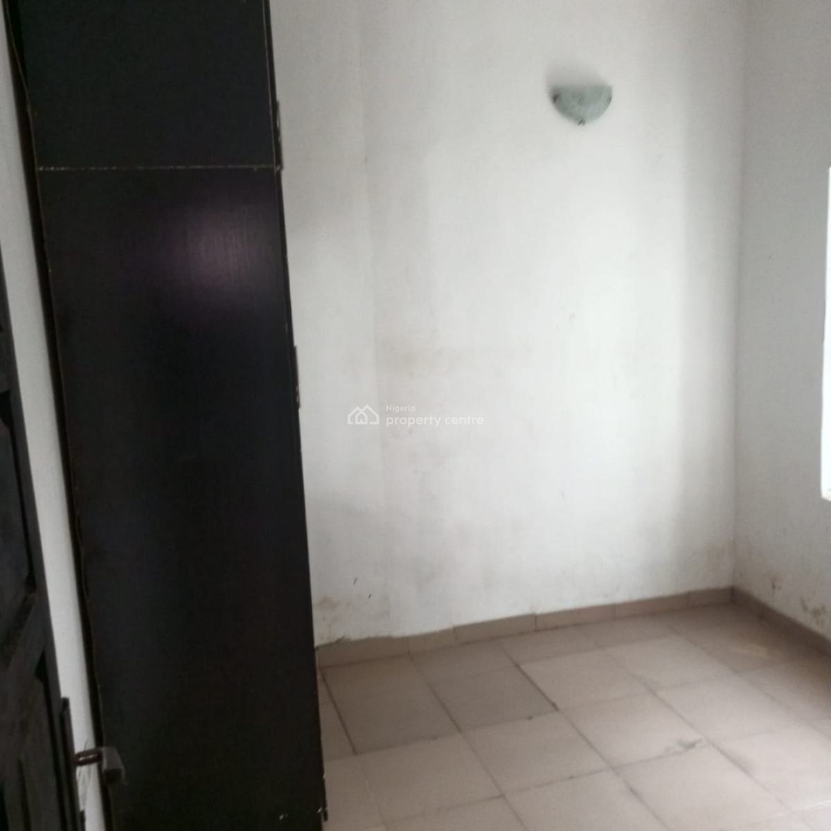 a Spacious and Adorable 2 Bedroom Apartment, Ado Road, Ajah, Lagos, Flat / Apartment for Rent