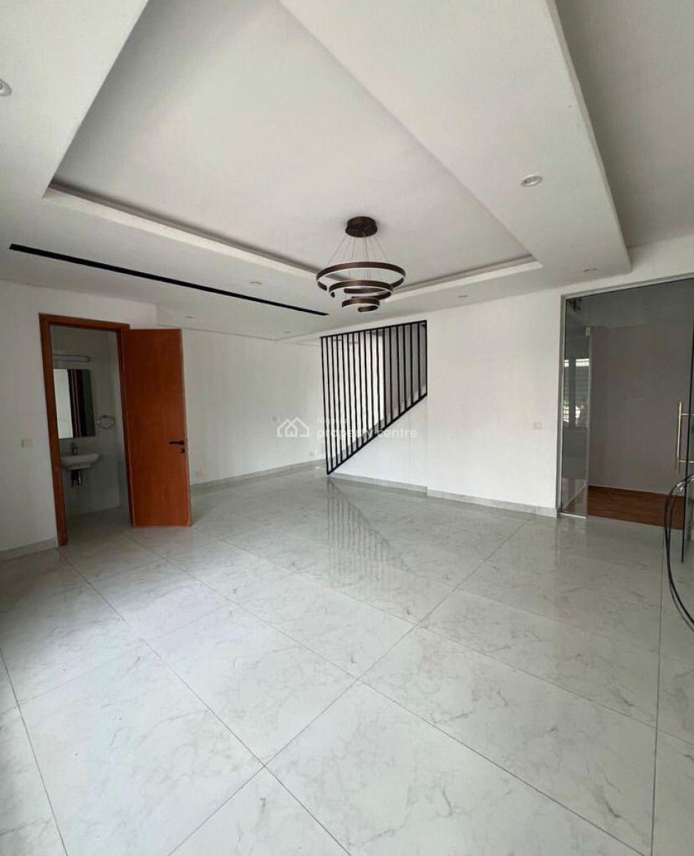 5 Bedroom Terrace Duplex, Lekki Phase 1, Lekki, Lagos, Terraced Duplex for Rent