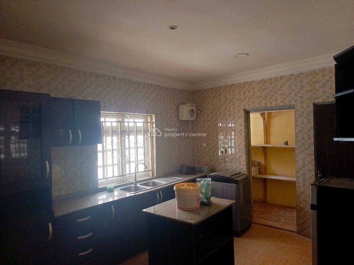 Specious 3 Bedroom Bungalow Bq Is Occupied, 6th Avenue, Gwarinpa, Abuja, Detached Bungalow for Rent