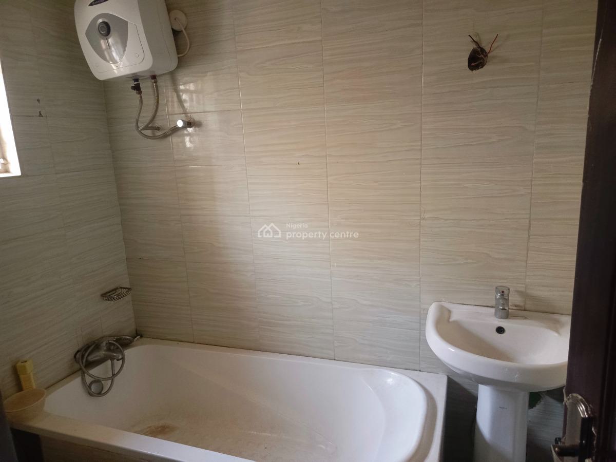 Specious 3 Bedroom Bungalow Bq Is Occupied, 6th Avenue, Gwarinpa, Abuja, Detached Bungalow for Rent