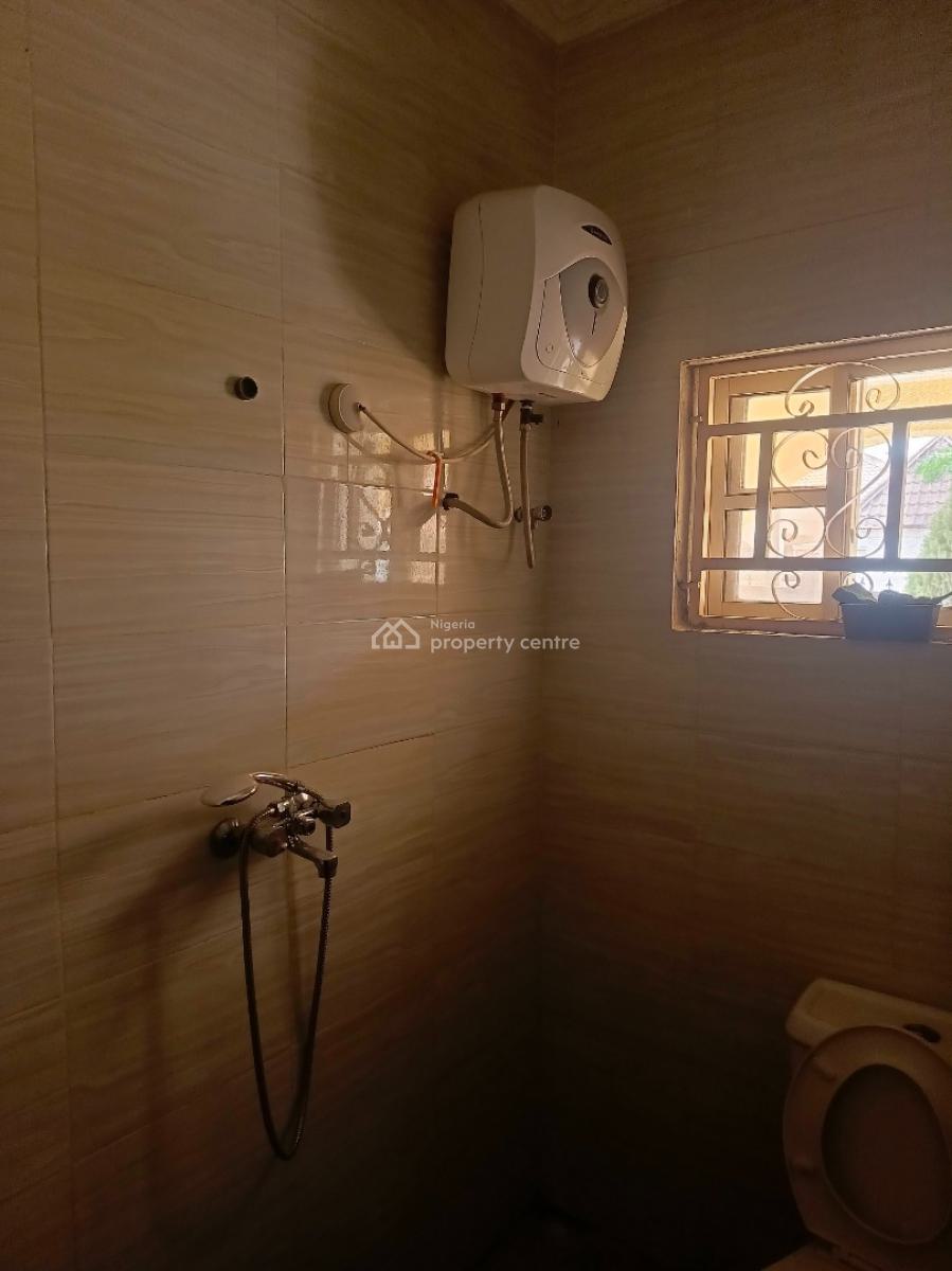 Specious 3 Bedroom Bungalow Bq Is Occupied, 6th Avenue, Gwarinpa, Abuja, Detached Bungalow for Rent