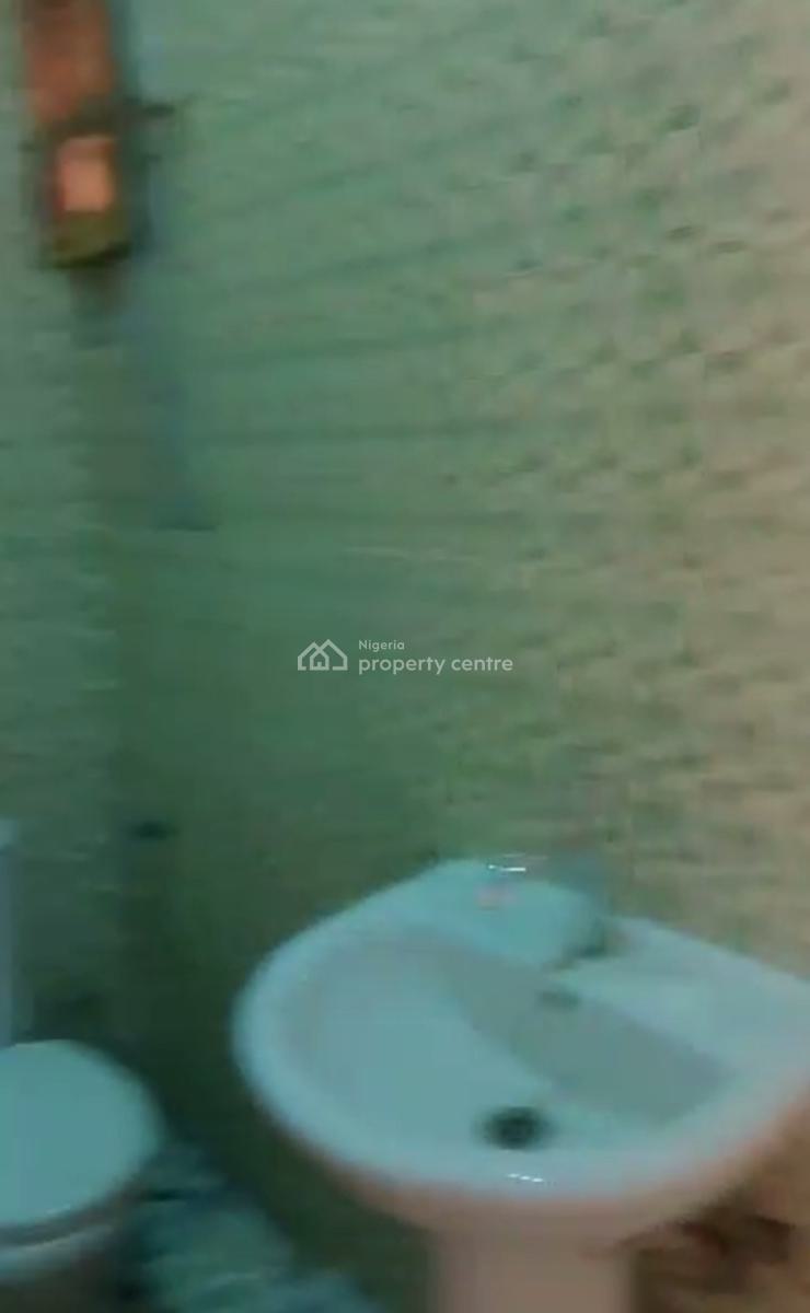 Standard Spacious 2 Bedroom Apartment, Gwarinpa, Abuja, Flat / Apartment for Rent