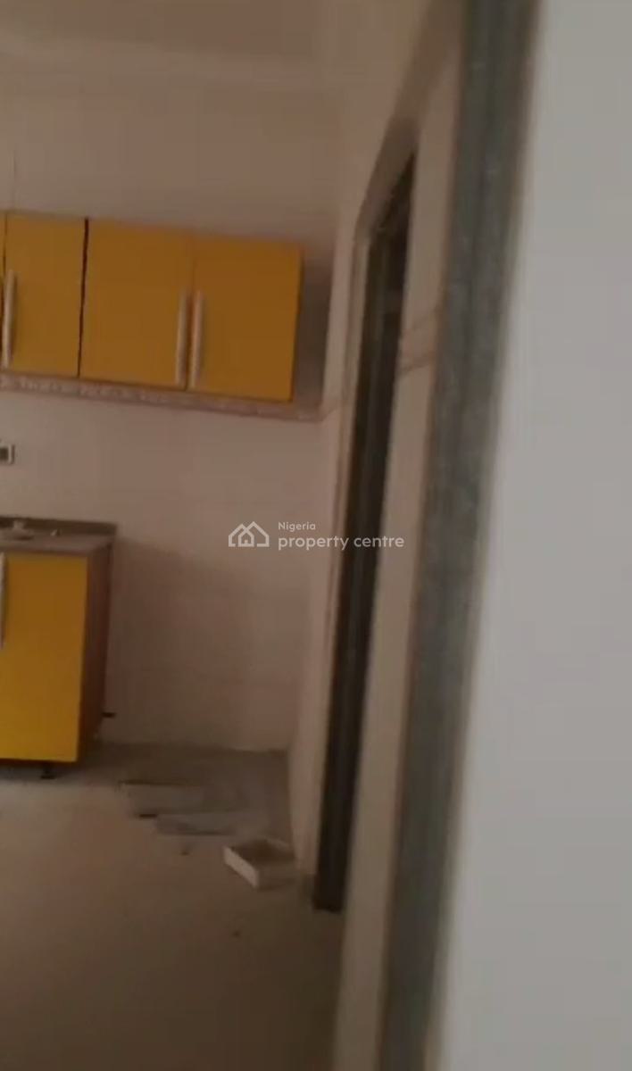 Standard Spacious 2 Bedroom Apartment, Gwarinpa, Abuja, Flat / Apartment for Rent