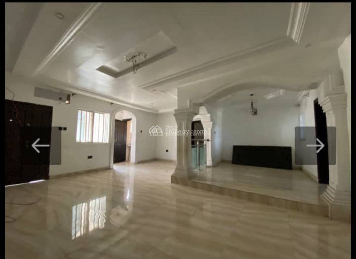 Well Renovated 4 Bedroom Flat, Omole Phase 1, Ikeja, Lagos, Flat / Apartment for Rent