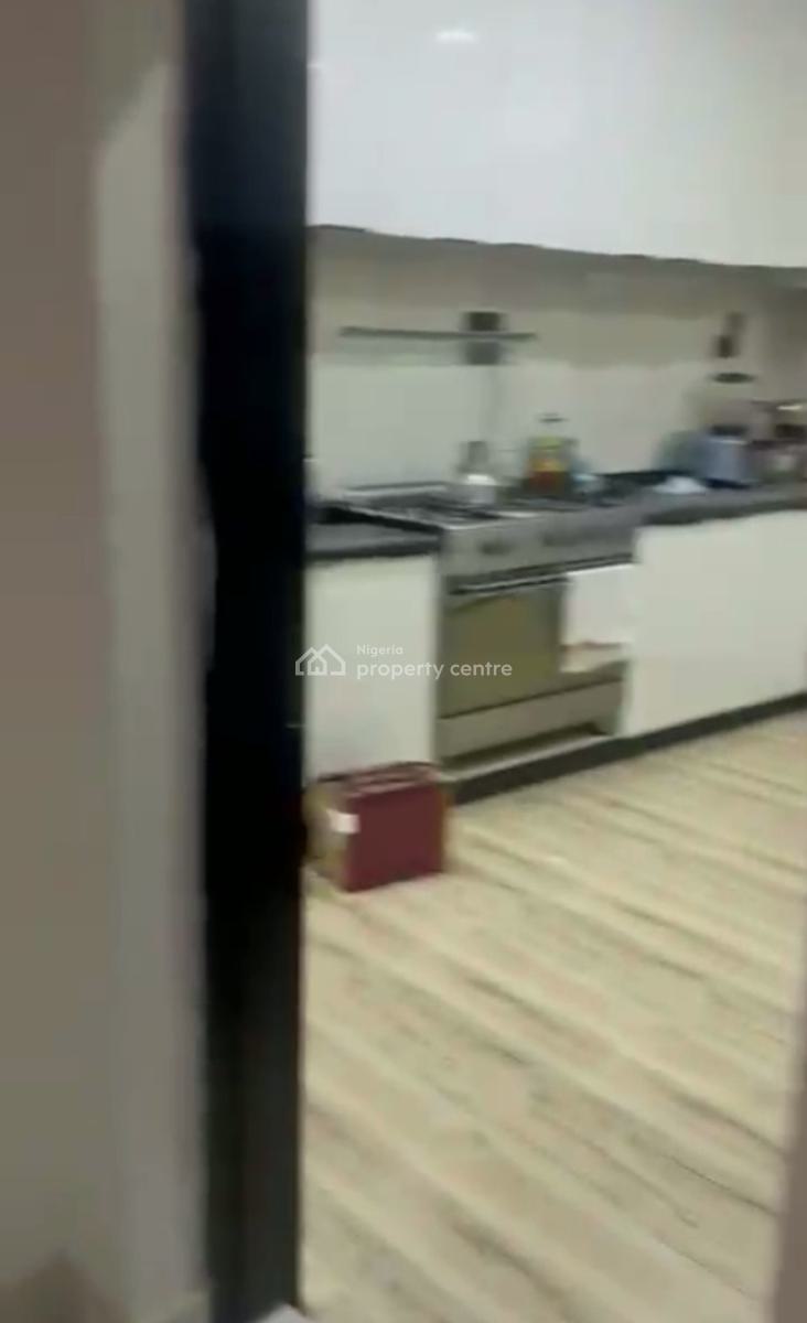 Spacious Standard 4 Bedroom Terrace Duplex with Bq, Guzape District, Abuja, Terraced Duplex for Rent