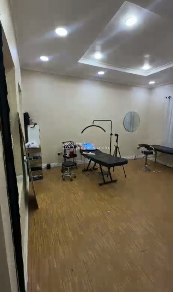 Third Floor Plaza Shop, Wuse 2, Abuja, Plaza / Complex / Mall for Rent