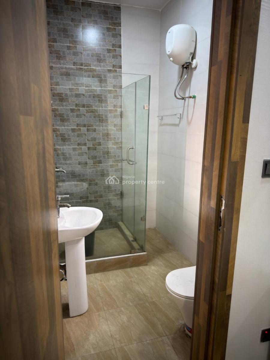 Sparkling & Cozy Monthly Apartment, Chevron Drive, Lekki Phase 2, Lekki, Lagos, Self Contain (single Rooms) Short Let