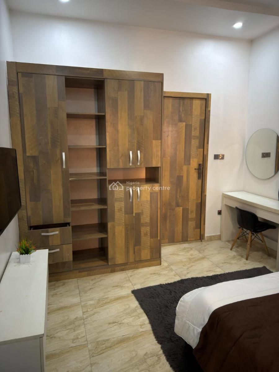 Sparkling & Cozy Monthly Apartment, Chevron Drive, Lekki Phase 2, Lekki, Lagos, Self Contain (single Rooms) Short Let