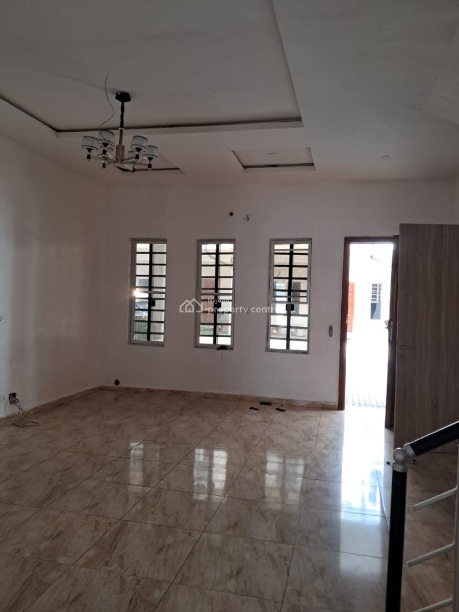 Neatly Used 4-bedroom Terrace Duplex, Harris Drive, Lekki, Lagos, Terraced Duplex for Rent