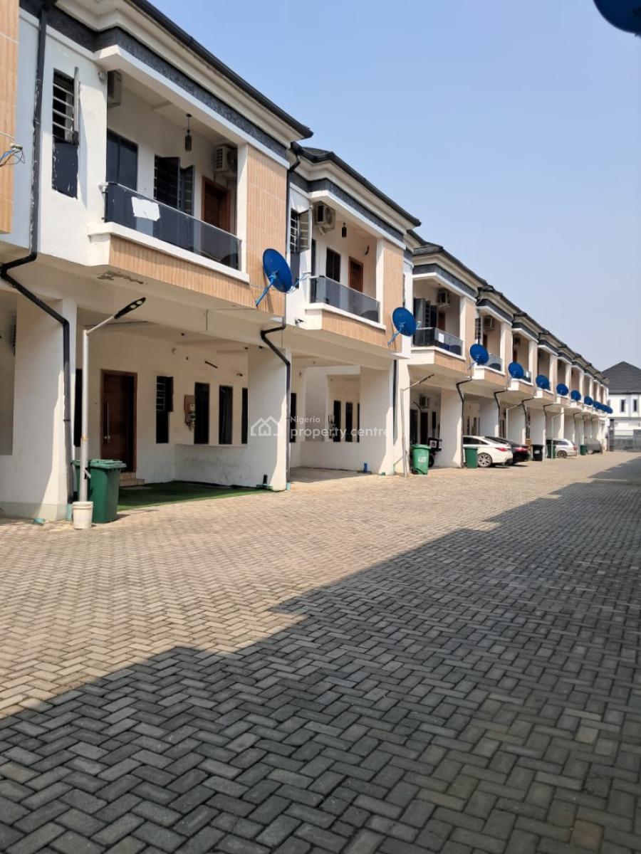 Neatly Used 4-bedroom Terrace Duplex, Harris Drive, Lekki, Lagos, Terraced Duplex for Rent