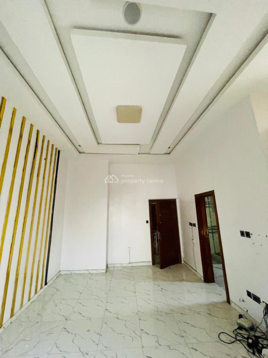 2 Bedroom Apartment, Ikota, Lekki, Lagos, Flat / Apartment for Rent