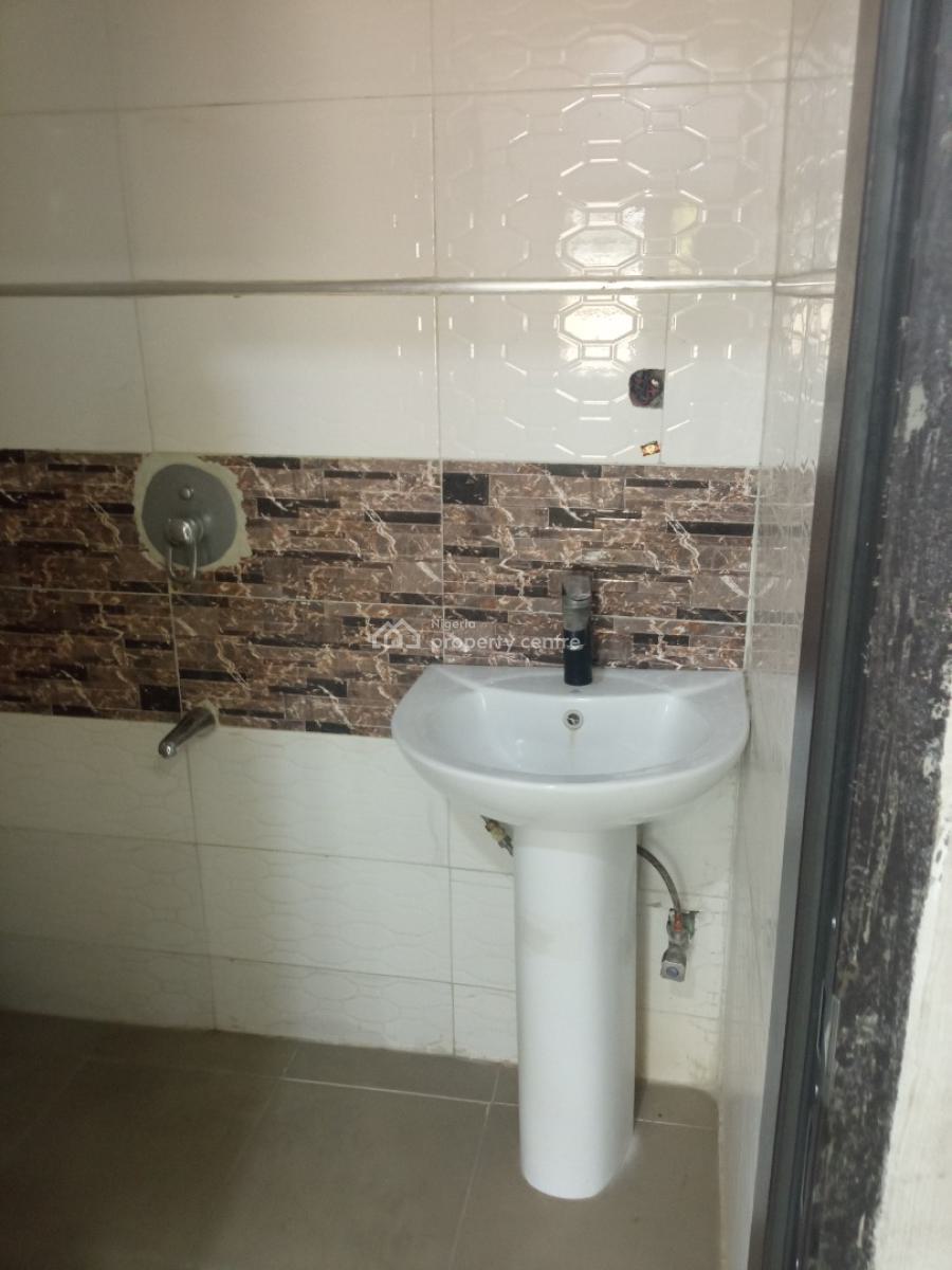 Spacious 1 Bedroom Apartment, Eleganza Gardens Opposite Vgc, Lekki, Lagos, Mini Flat (room and Parlour) for Rent