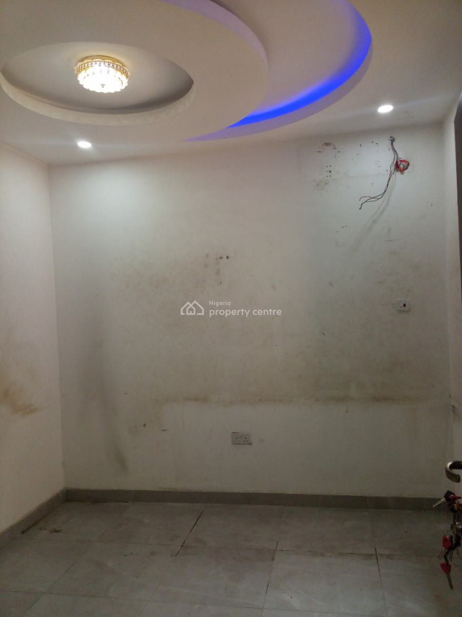 Spacious 1 Bedroom Apartment, Eleganza Gardens Opposite Vgc, Lekki, Lagos, Mini Flat (room and Parlour) for Rent