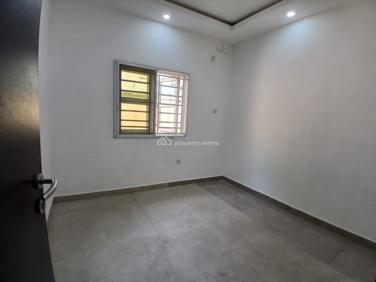 Spacious 1 Bedroom Apartment, Eleganza Gardens Opposite Vgc, Lekki, Lagos, Mini Flat (room and Parlour) for Rent