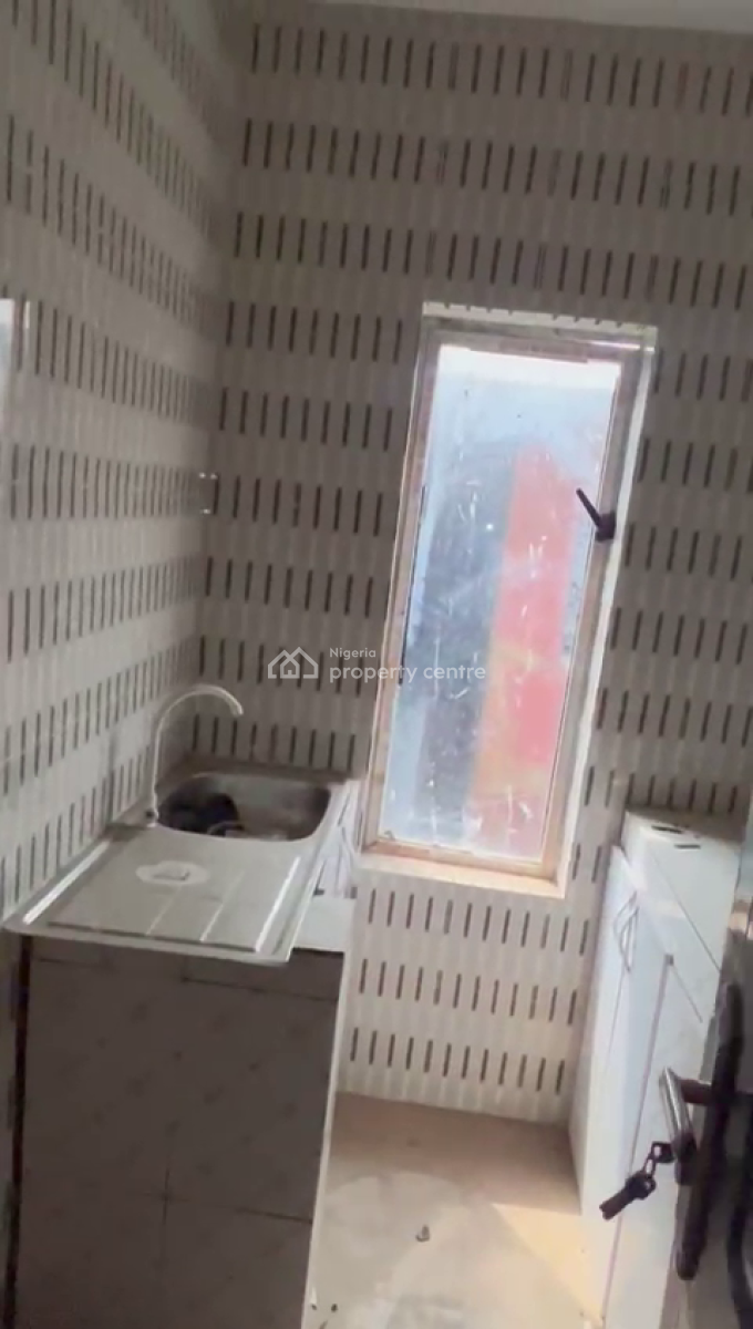 Miniflat, Mafoluku, Oshodi, Lagos, Mini Flat (room and Parlour) for Rent