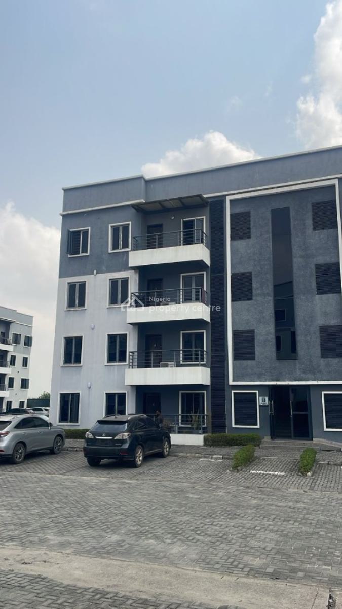 Luxury Two (2) Bedroom Flat, Greenbay (sterling Cooperative) Estate, Mobil Road, Alaguntan, Lekki, Lagos, Flat / Apartment for Rent