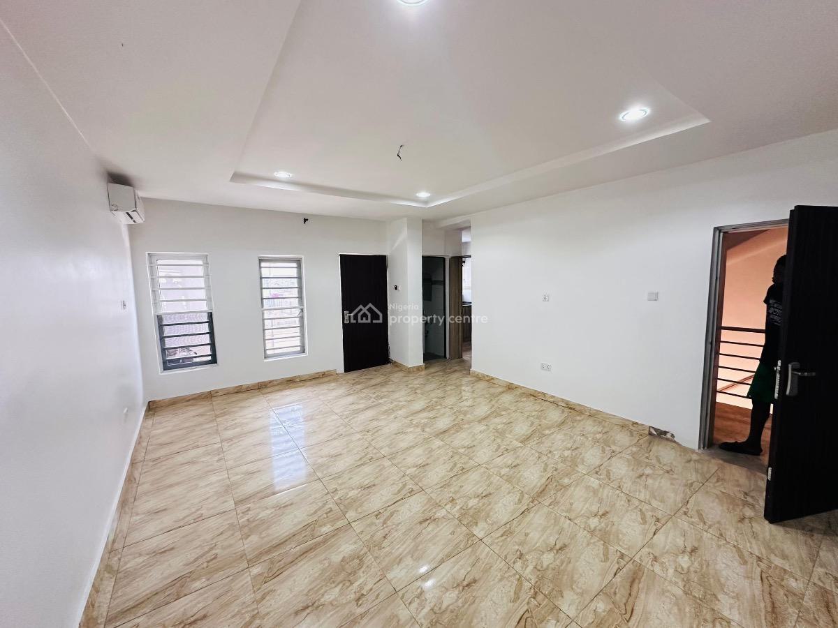 1 Bedroom Flat  Acs and Fitted Kitchen, Katampe, Abuja, Flat / Apartment for Sale