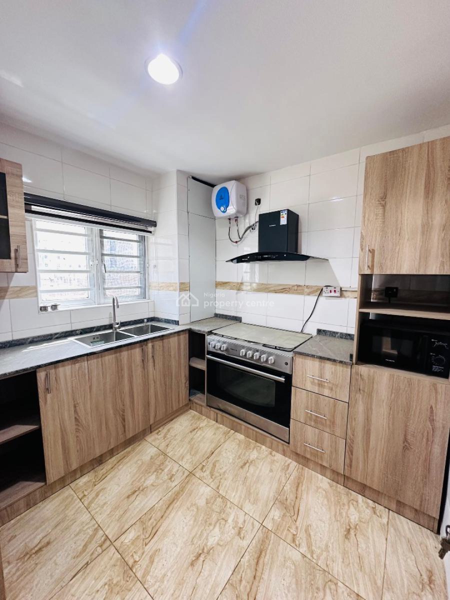 1 Bedroom Flat  Acs and Fitted Kitchen, Katampe, Abuja, Flat / Apartment for Sale