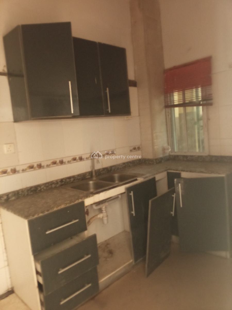 Luxury 3 Bedroom Apartment with Necessary Facilities, Septem Court, Lekki, Lagos, Flat / Apartment for Rent