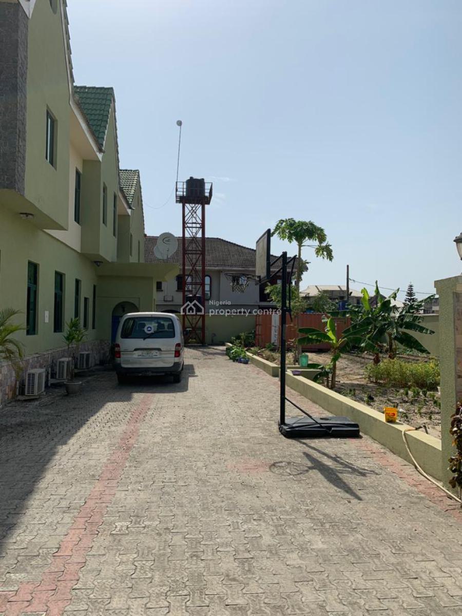 Detached House of 5 Bedrooms with Servants Quarters and  Gate House., Golden Pearl Estate, Olokonla, Ajah, Lagos, Detached Duplex for Sale