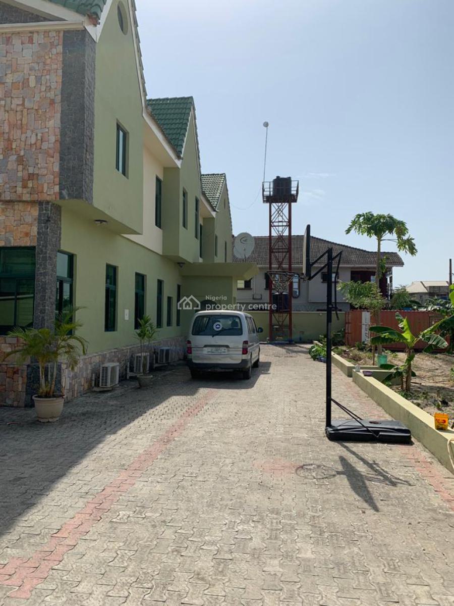 Detached House of 5 Bedrooms with Servants Quarters and  Gate House., Golden Pearl Estate, Olokonla, Ajah, Lagos, Detached Duplex for Sale