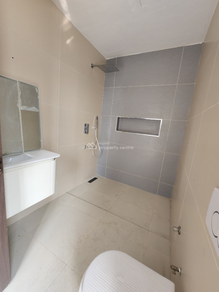 Luxury 2 Bedroom Apartment with Bq, Gym, Pool, Lekki Phase 1, Lekki, Lagos, Flat / Apartment for Sale