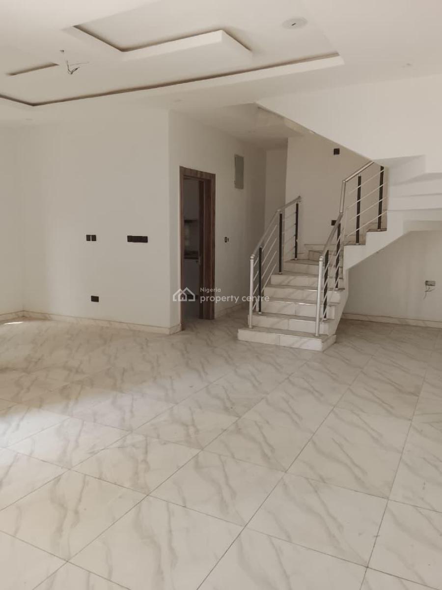 Well Maintained 4 Bedrooms Semi Detached Duplex, Orchid, Lekki Phase 2, Lekki, Lagos, Detached Duplex for Rent