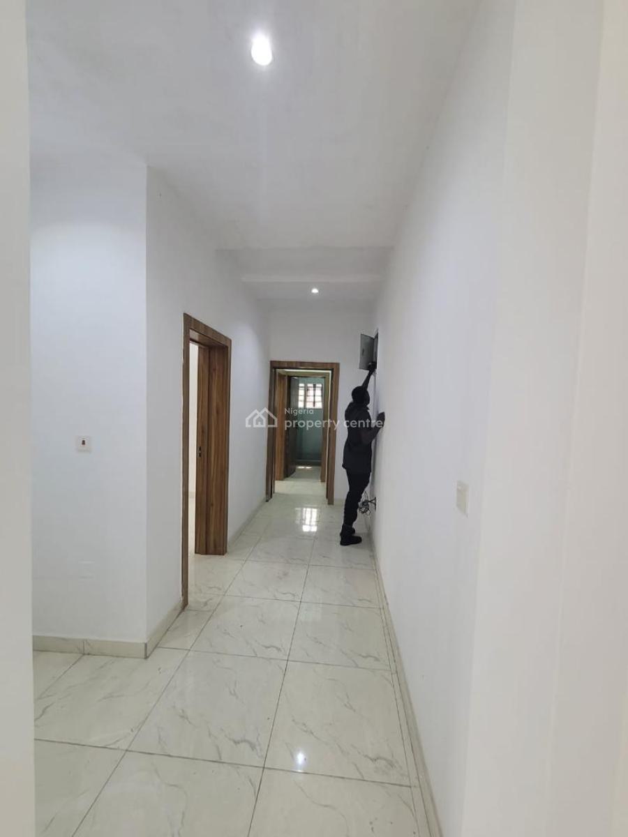 Newly Built 2 Bedroom Penthouse Apartment & 3 Bedroom Apartment, Off Freedom Way, Lekki Phase 1, Lekki, Lagos, Flat / Apartment for Rent