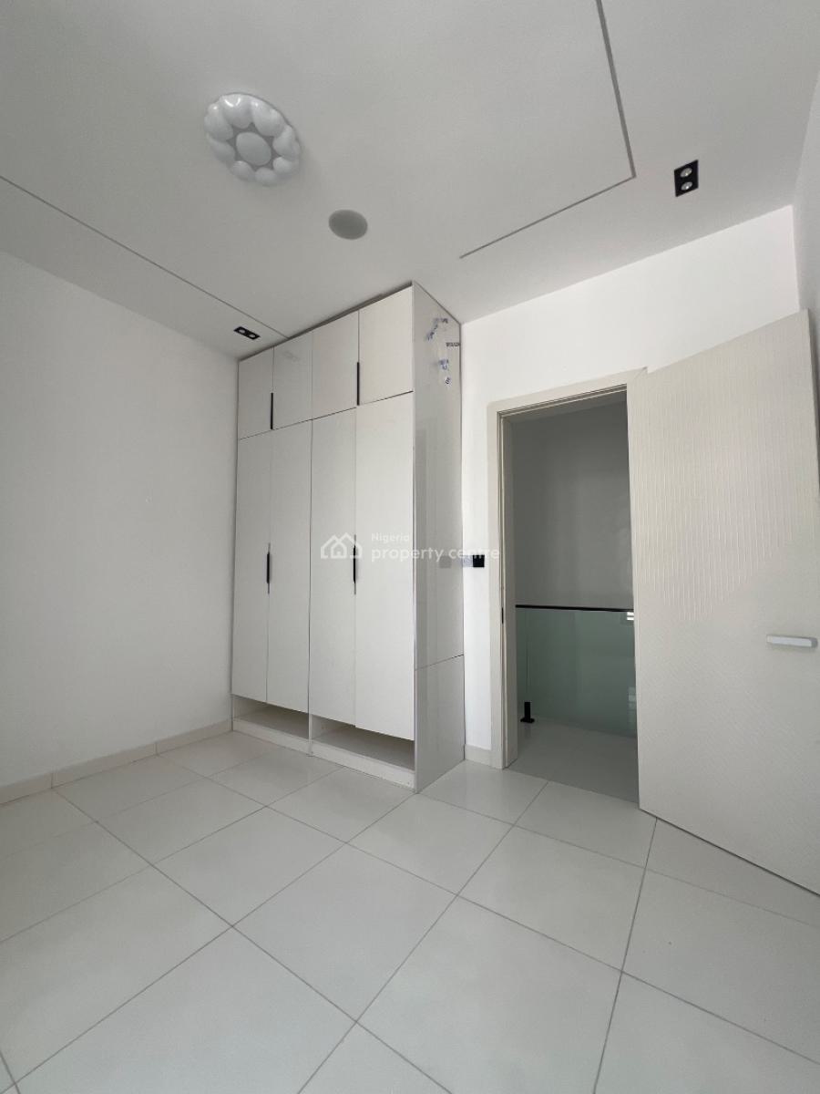 Well Built 4 Bedroom Semi Detached Duplex, Orchid Road, Lekki, Lagos, Semi-detached Duplex for Sale