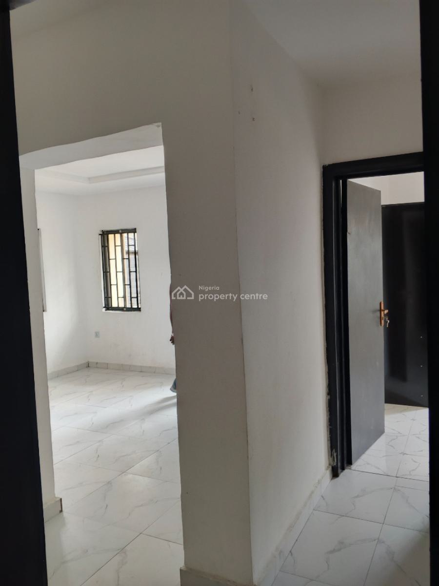Beautiful Newly Renovated 2 Bedroom Flat All Room Ensuit Upstairs, Ikeja, Lagos, Flat / Apartment for Rent