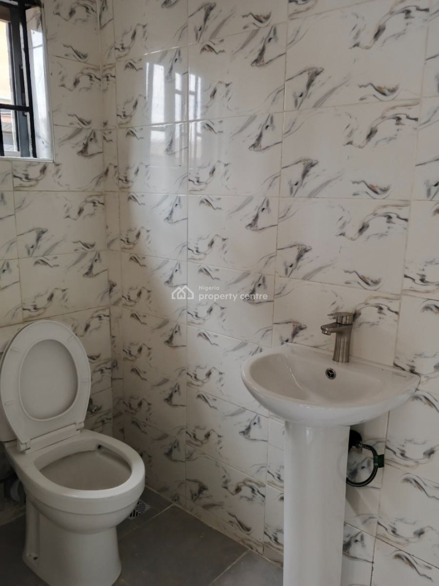 Beautiful Newly Renovated 2 Bedroom Flat All Room Ensuit Upstairs, Ikeja, Lagos, Flat / Apartment for Rent