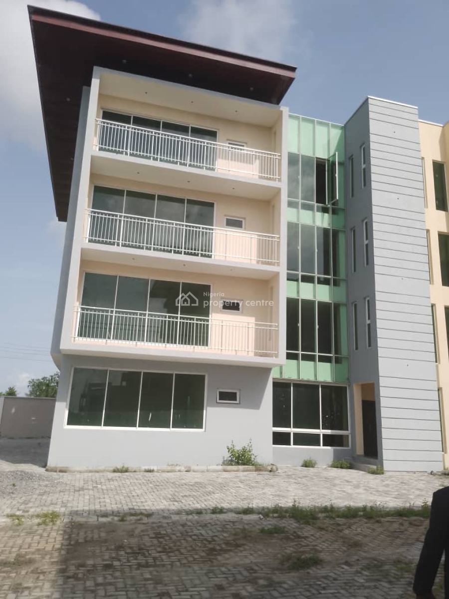 Luxury  Serviced 3 Bedroom Terrace Duplex & Bq, Monastery Road, Sangotedo, Ajah, Lagos, Flat / Apartment Short Let