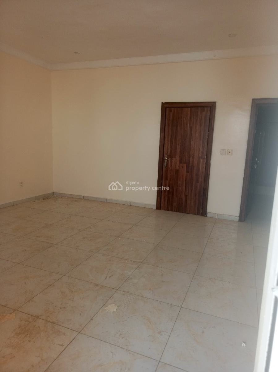 Newly Renovated 4 Bedroom Terrace Duplex, Mobil Fillings Station, Mabushi, Abuja, Terraced Duplex for Rent