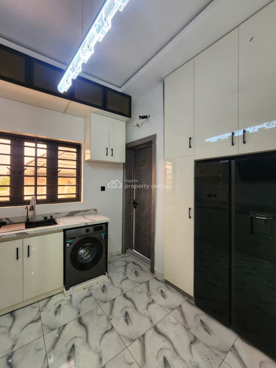 Luxury 4 Bedroom Terrace Duplex with Bq, Lekki Phase 1, Lekki, Lagos, Terraced Duplex for Sale