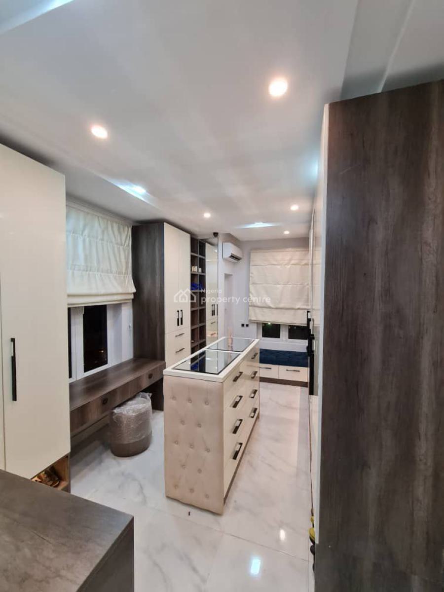 3 Bedroom Apartment with Gym, Swimming Pool & Bq, Banana Island, Ikoyi, Lagos, Flat / Apartment for Sale