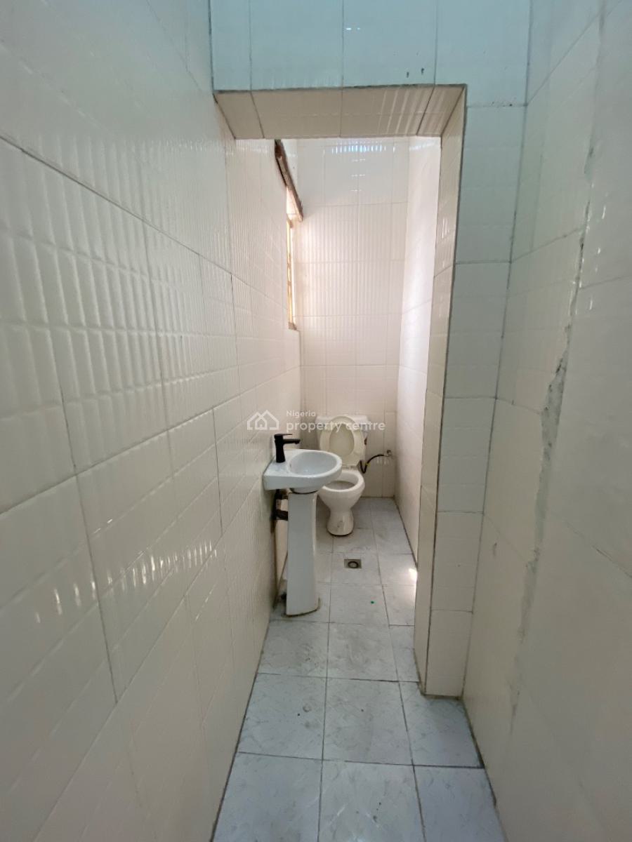 Luxury Room Selfcontain with Steady Electricity in a Secure Neighborho, Off Admiralty Way, Lekki Phase 1, Lekki, Lagos, Self Contain (single Rooms) for Rent