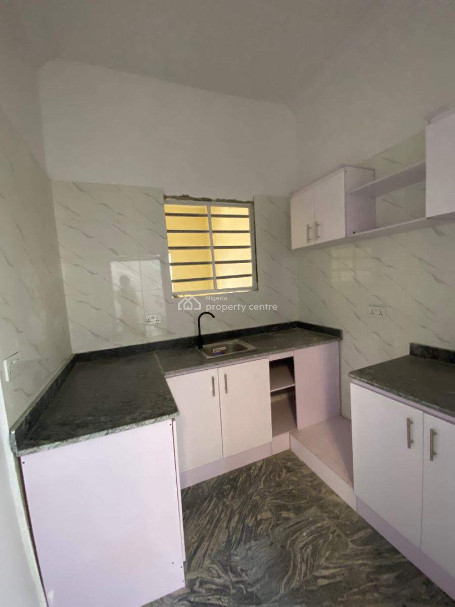 Luxury Room Selfcontain with Steady Electricity in a Secure Neighborho, Off Admiralty Way, Lekki Phase 1, Lekki, Lagos, Self Contain (single Rooms) for Rent