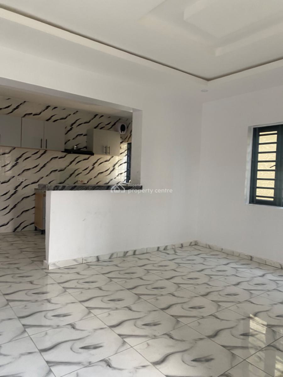 an Executive One Bedroom Flat, Green View Estate Lagos Business Schools, Lekki, Lagos, Mini Flat (room and Parlour) for Rent