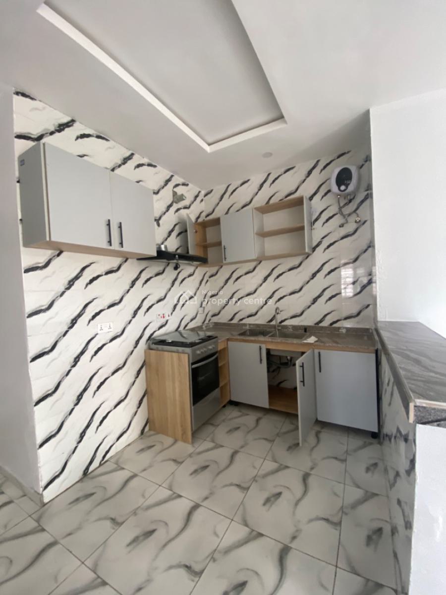 an Executive One Bedroom Flat, Green View Estate Lagos Business Schools, Lekki, Lagos, Mini Flat (room and Parlour) for Rent