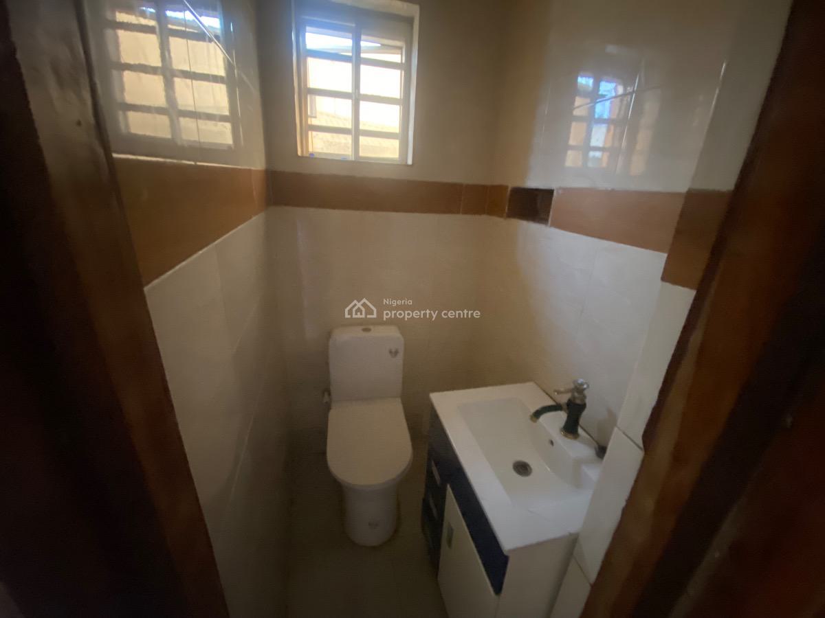 2bedroom Apartment in a Gated Call to Access Estate, Ologolo, Lekki, Lagos, Flat / Apartment for Rent